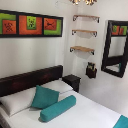 Santander Aleman Hostel Сан-Хиль Экстерьер фото
