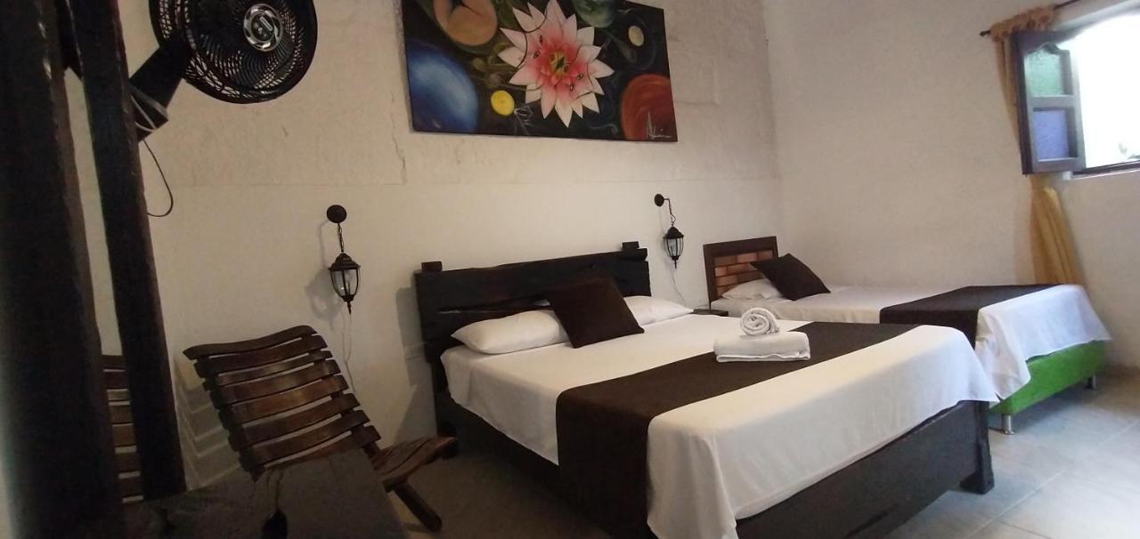 Santander Aleman Hostel Сан-Хиль Экстерьер фото