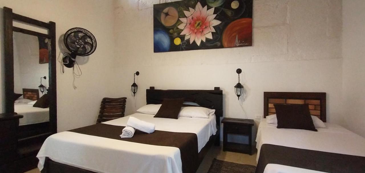 Santander Aleman Hostel Сан-Хиль Экстерьер фото