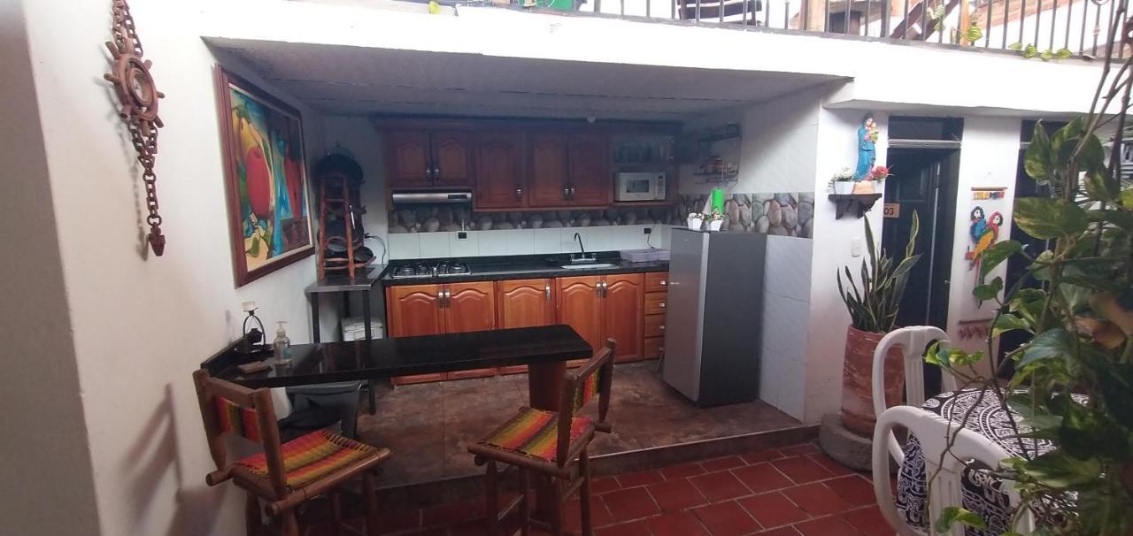 Santander Aleman Hostel Сан-Хиль Экстерьер фото