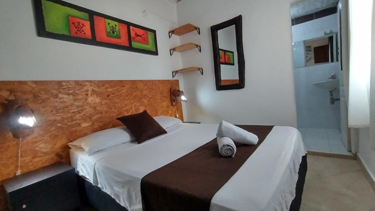 Santander Aleman Hostel Сан-Хиль Экстерьер фото