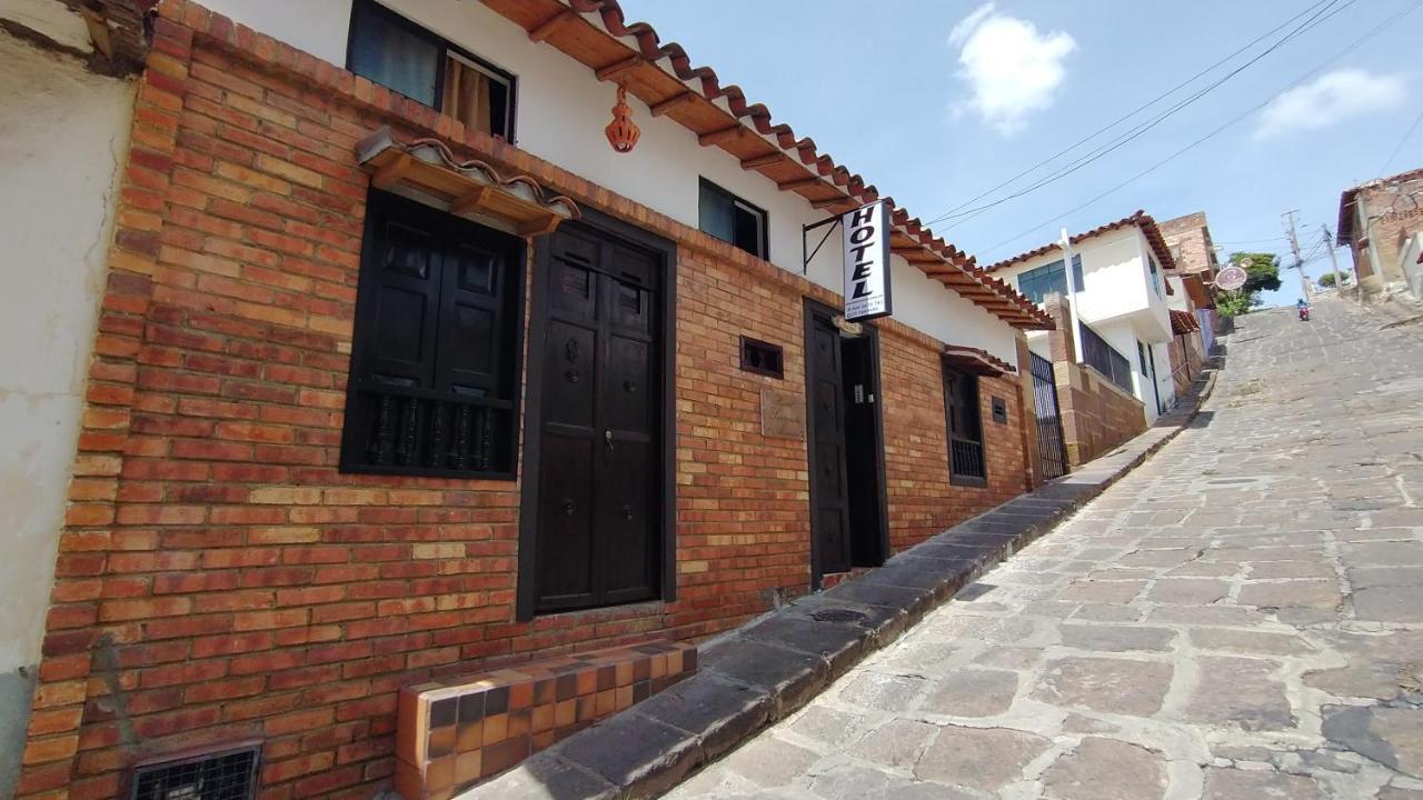 Santander Aleman Hostel Сан-Хиль Экстерьер фото