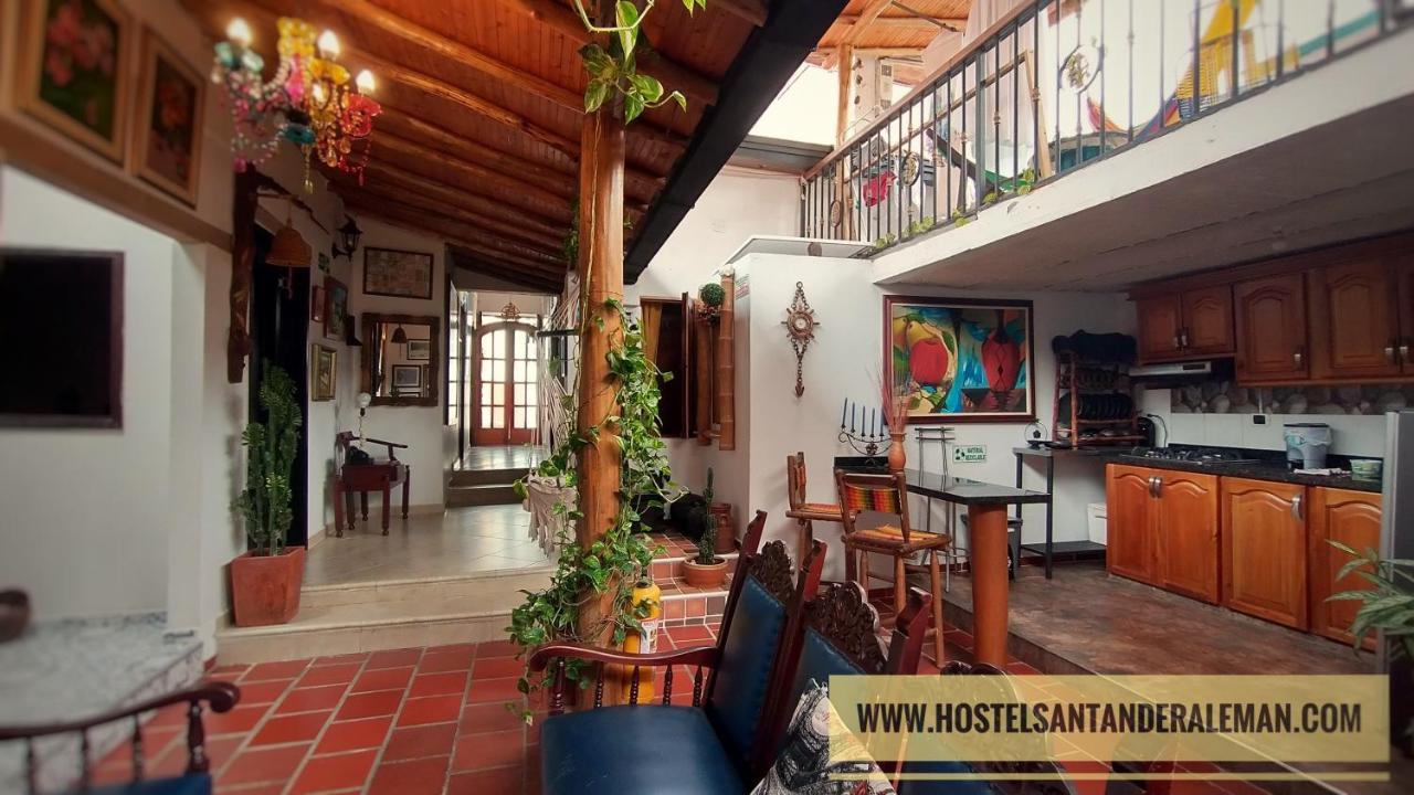 Santander Aleman Hostel Сан-Хиль Экстерьер фото