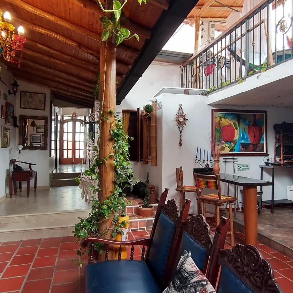 Santander Aleman Hostel Сан-Хиль Экстерьер фото