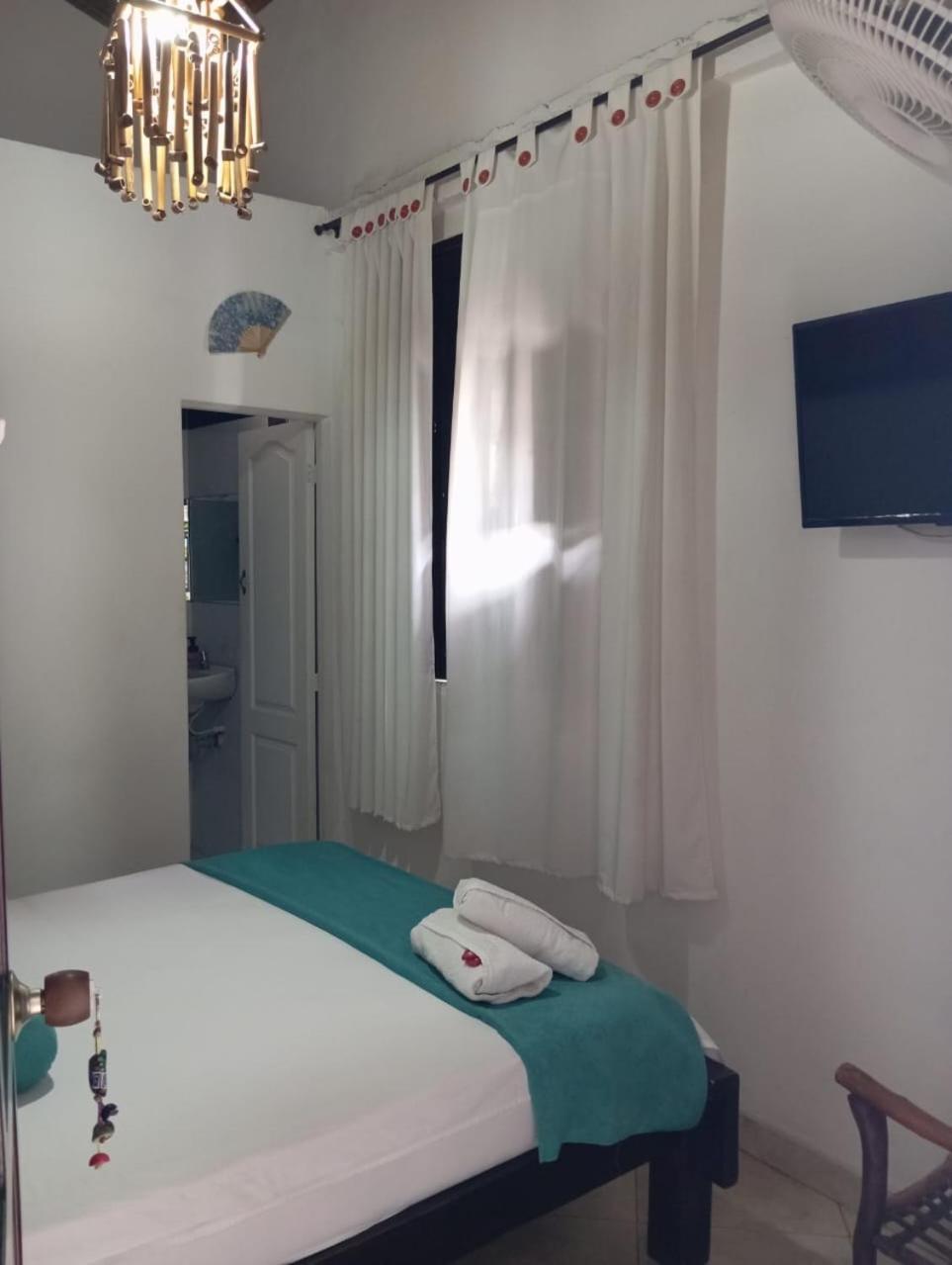 Santander Aleman Hostel Сан-Хиль Экстерьер фото