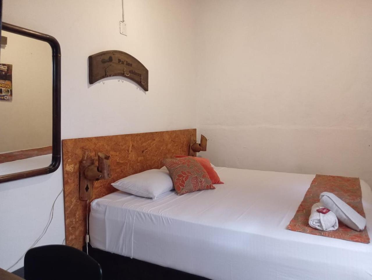 Santander Aleman Hostel Сан-Хиль Экстерьер фото