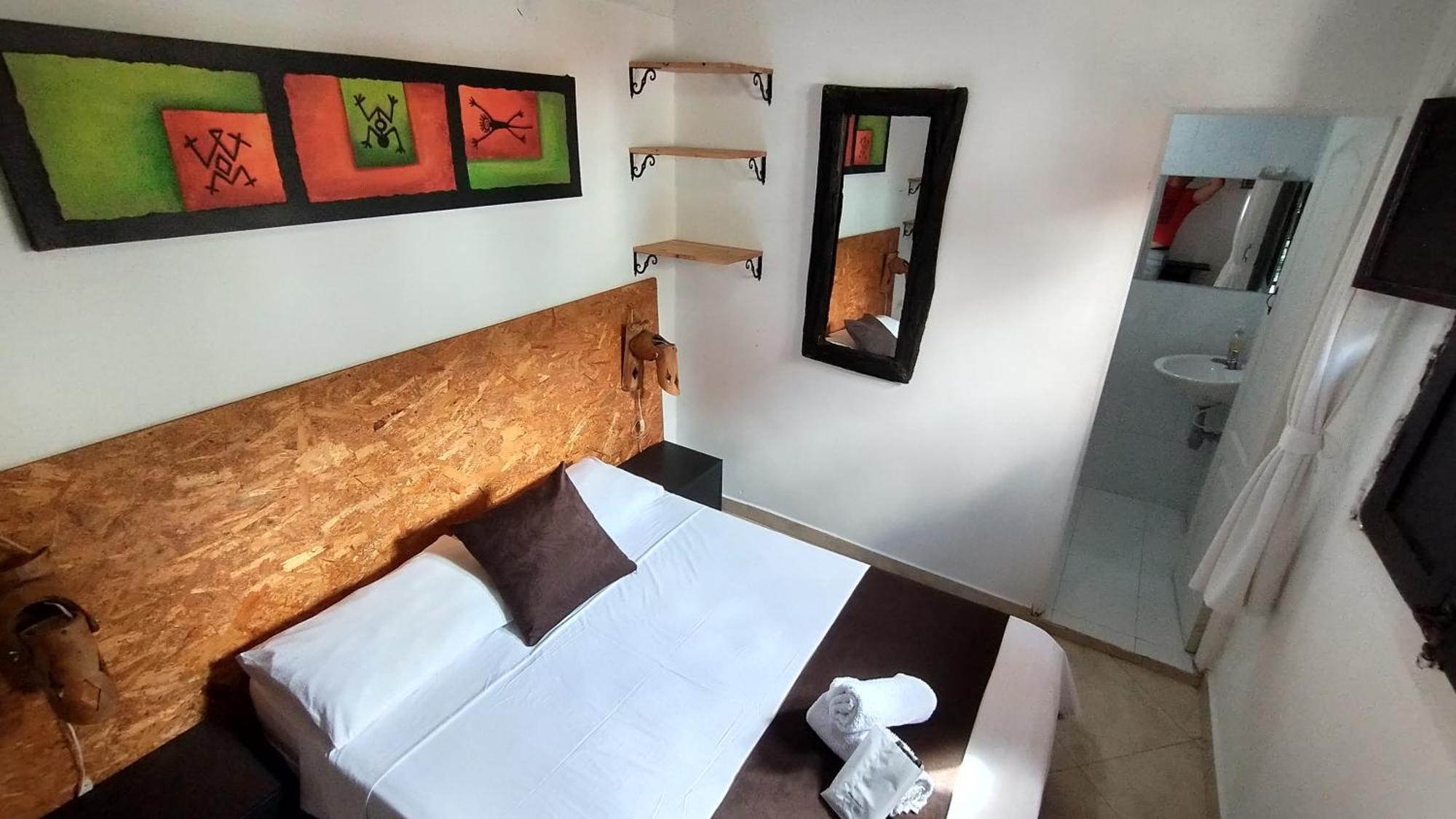 Santander Aleman Hostel Сан-Хиль Номер фото
